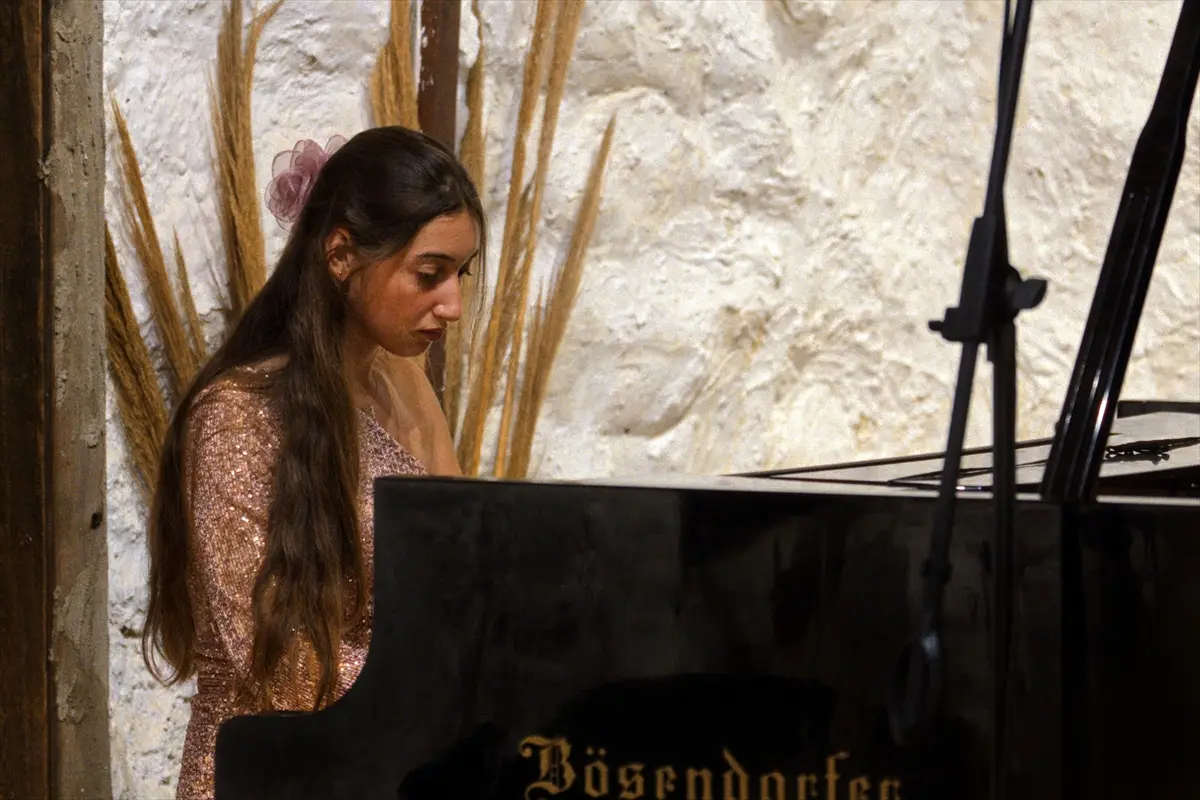 Gümüşlük Müzik Festivali: 14 genç piyanist konser verdi