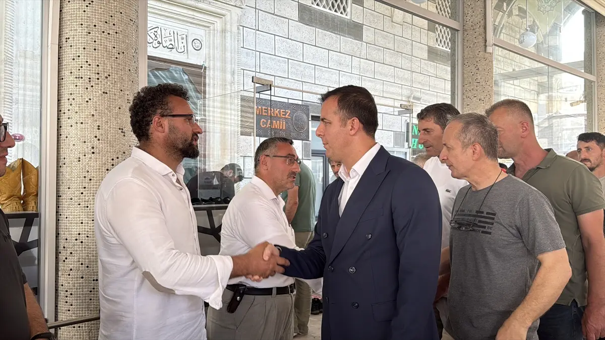 Rize'de denizde boğulan iki kardeş toprağa verildi