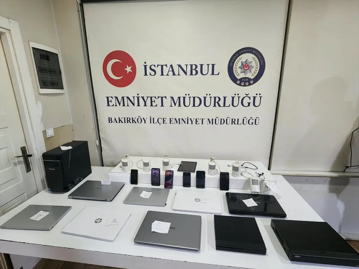 Bakırköy'de güzellik merkezi: 2 şüpheli adliyeye sevk edildi