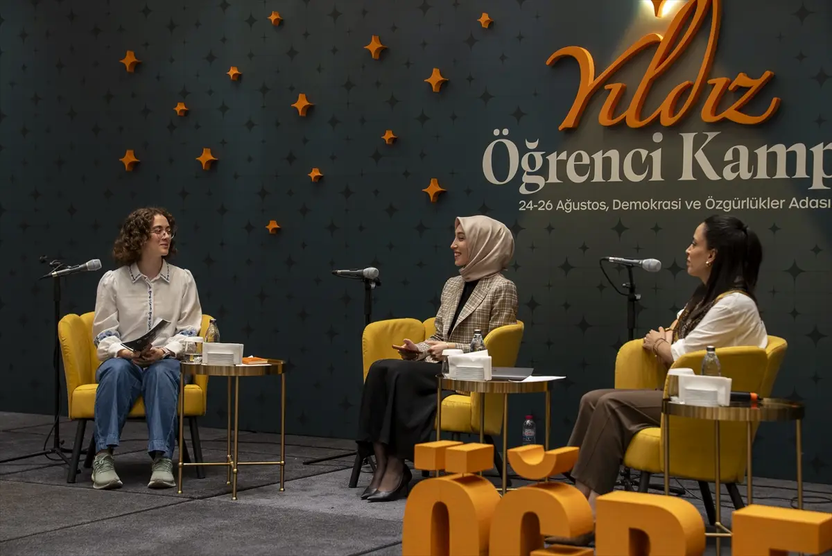 TÜRGEV: Başarılı genç kızlar Yıldız Öğrenci Kampı'nda buluştu