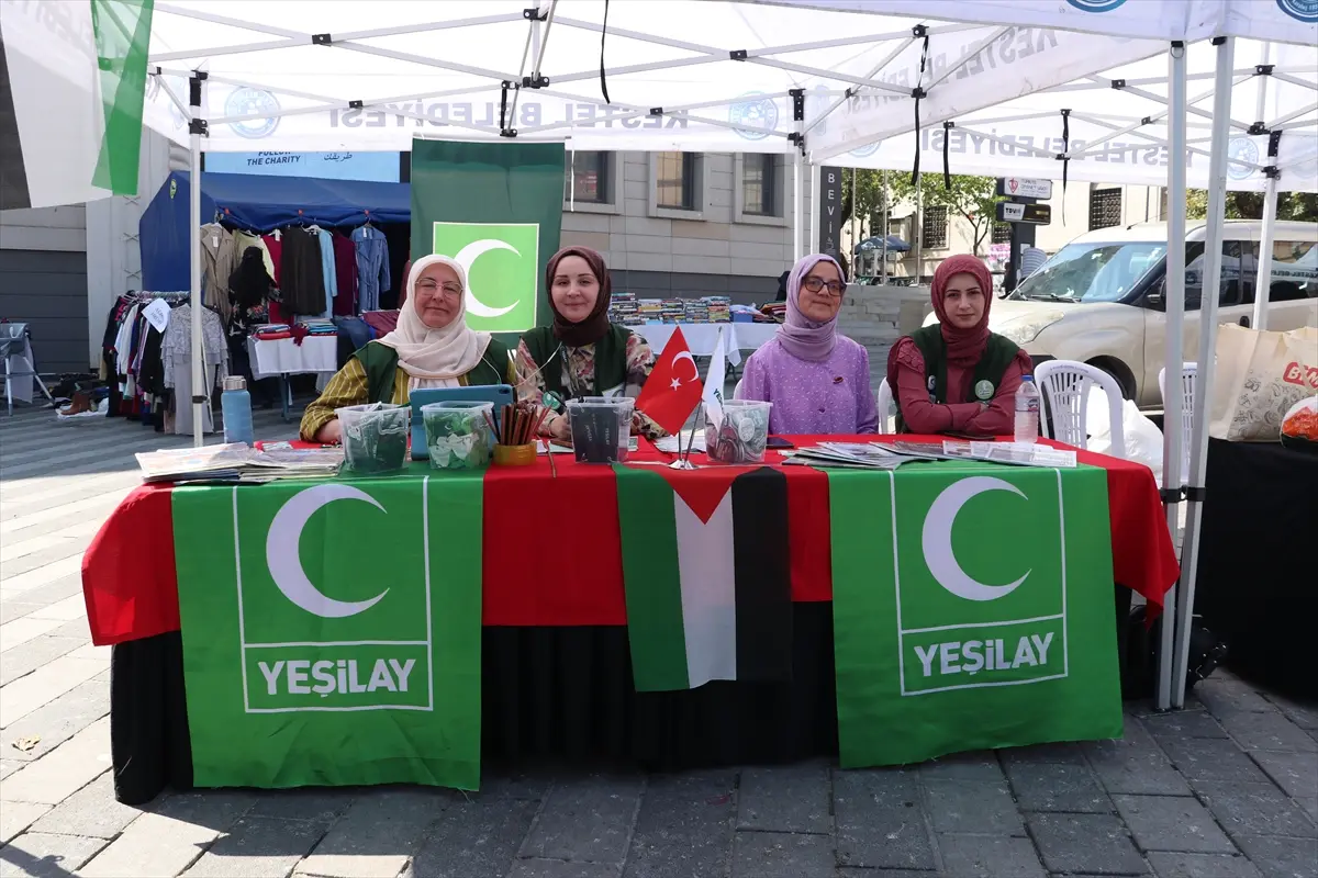 Bursa'da Filistinli Öğrencilere Destek İçin Hayır Çarşısı