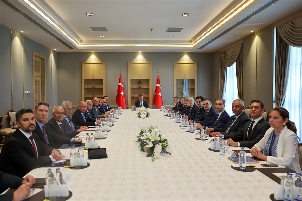 Cumhurbaşkanı Yardımcısı Yılmaz: Yeni OVP 6 Eylül'de açıklanacak