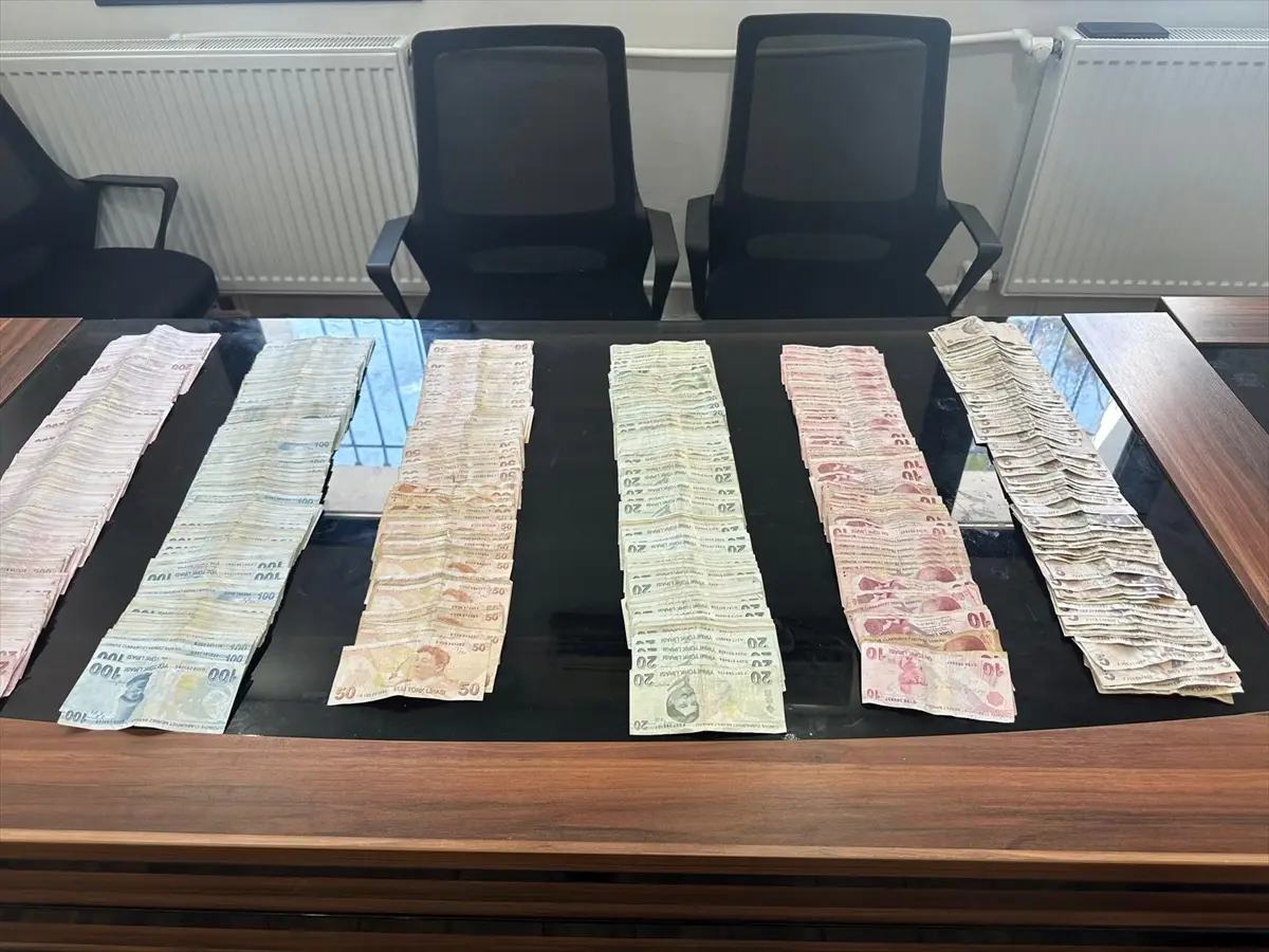 Şanlıurfa'da yakalanan dilencinin üzerinden 60 bin lira çıktı