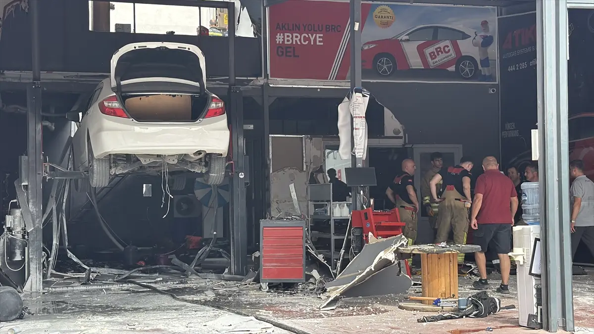 Edirne otogaz servisinde patlama: 2 yaralı