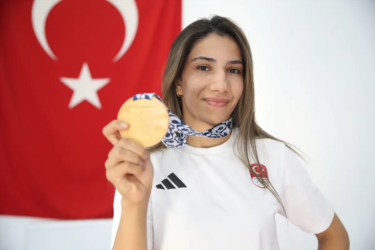 Akdeniz Oyunları'nda altın kazandı
