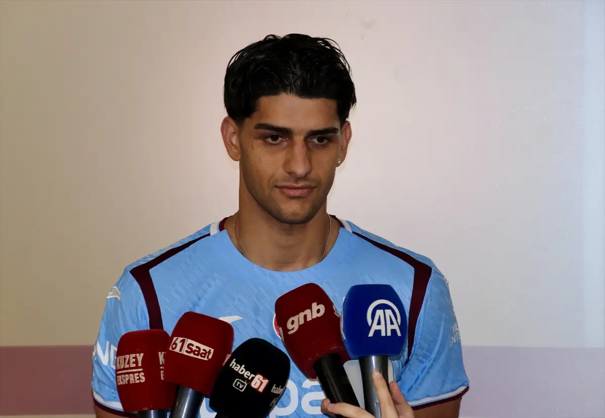 Ali Habeşoğlu: Trabzonspor'a gelmekten çok mutluyum