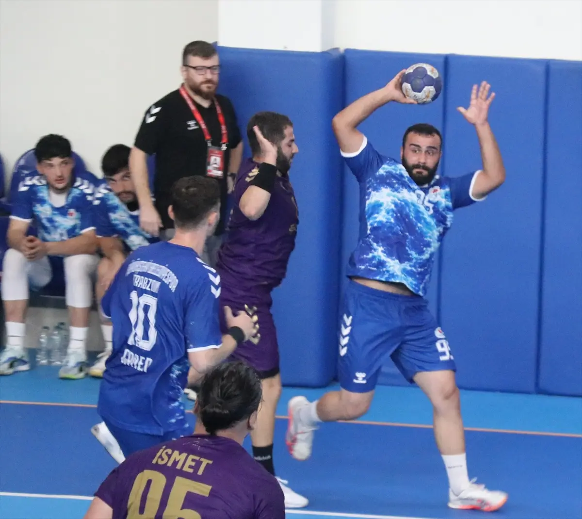 Hentbol Süper Lig: Güneysuspor ile Trabzon BB berabere kaldı