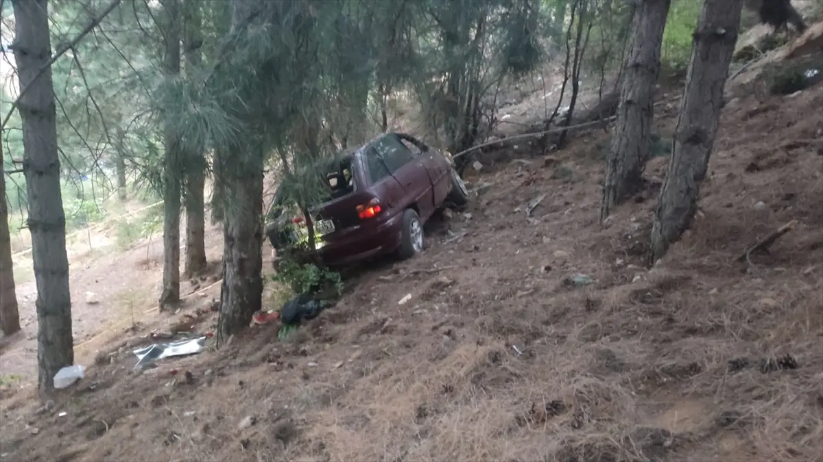 Adıyaman'da feci kaza: Otomobil devrildi, sürücü yaşamını yitirdi