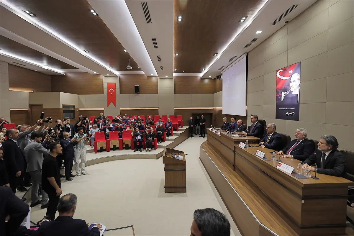 Bakan Bayraktar: Elektrikleşme en üst düzeye çıkarılmalı
