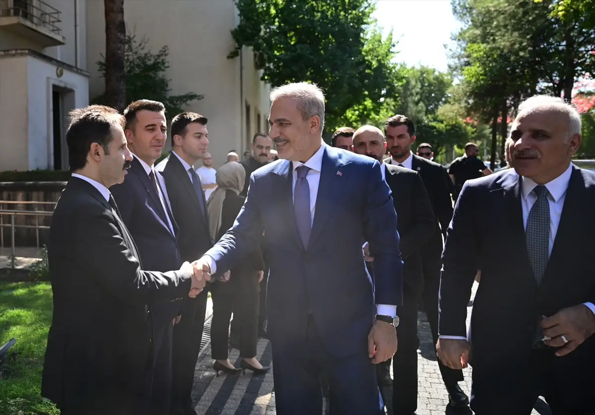 Dışişleri Bakanı Hakan Fidan: Diyarbakır Valisi ile görüştü