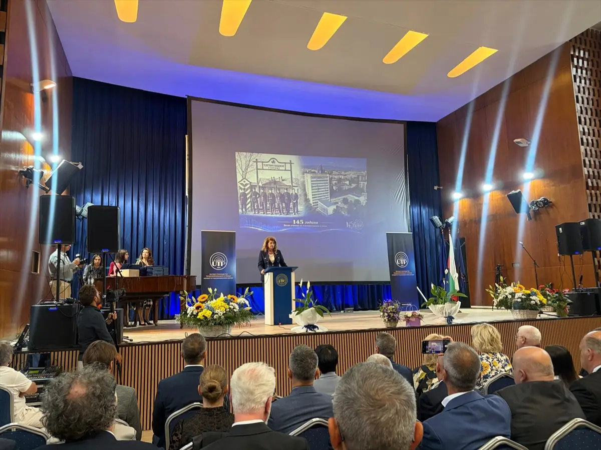 Bulgaristan Telekomünikasyon Üniversitesi 145. yılını kutladı