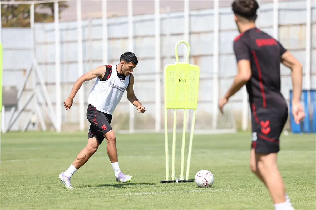 Sivasspor: Keçiörengücü maçı hazırlıklarını sürdürüyor
