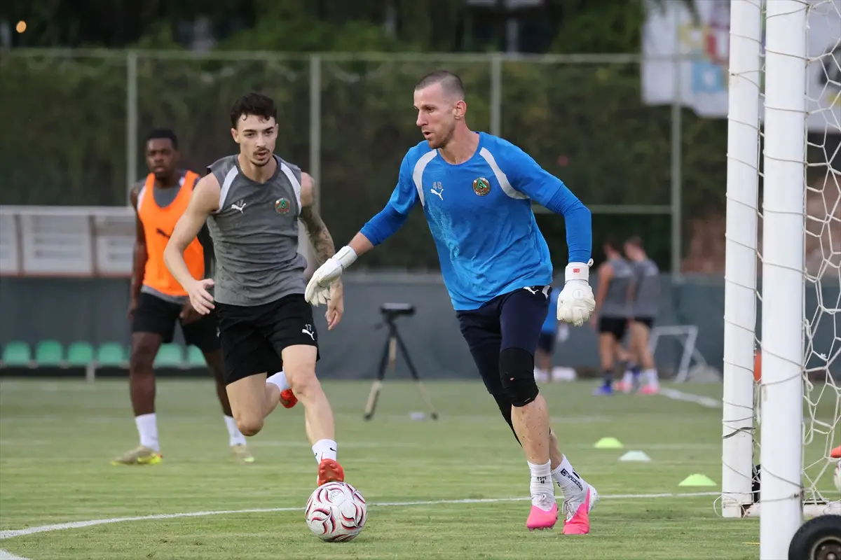 Alanyaspor, Çorum FK maçı için antrenmanlara başladı