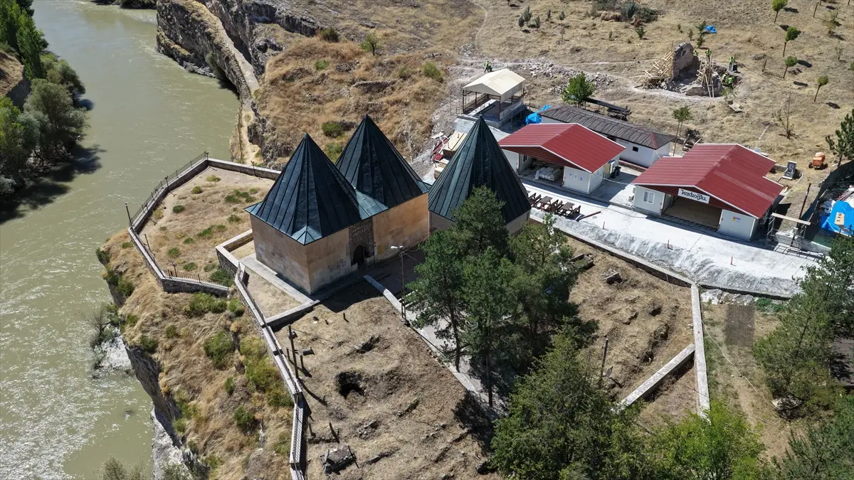 Kemah'taki Mengücekli, Selçuklu ve Osmanlı mirası geleceğe taşınıyor