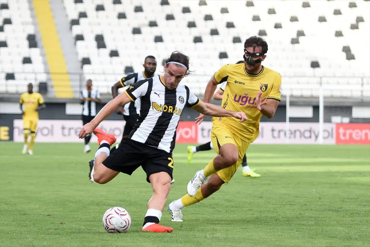 Trendyol 1. Lig: İstanbulspor, Manisa FK'yi deplasmanda yendi