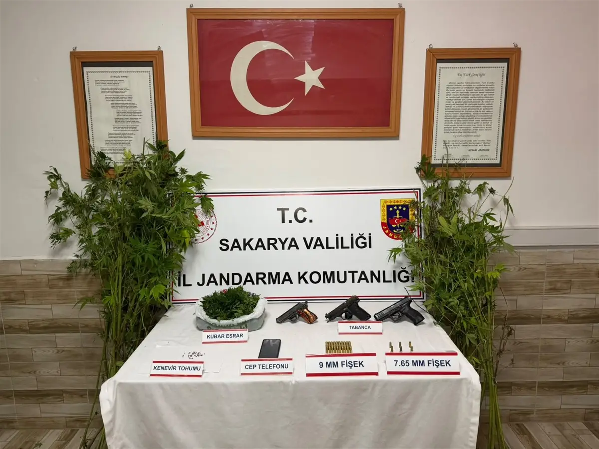 Sakarya'da uyuşturucu operasyonu: 6 kilo esrar ve 4 tutuklama