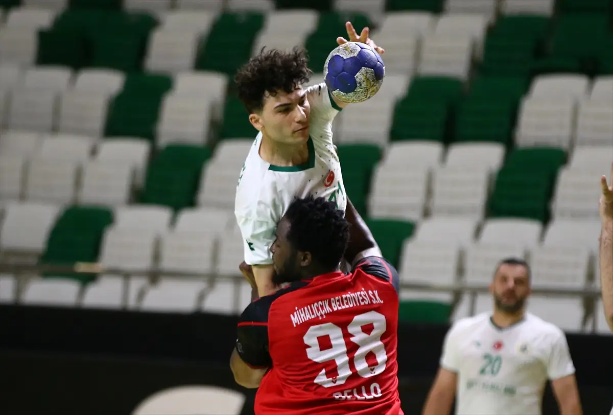 Hentbol Süper Lig: Giresunspor, Mihalıççık'ı 31-29 yendi
