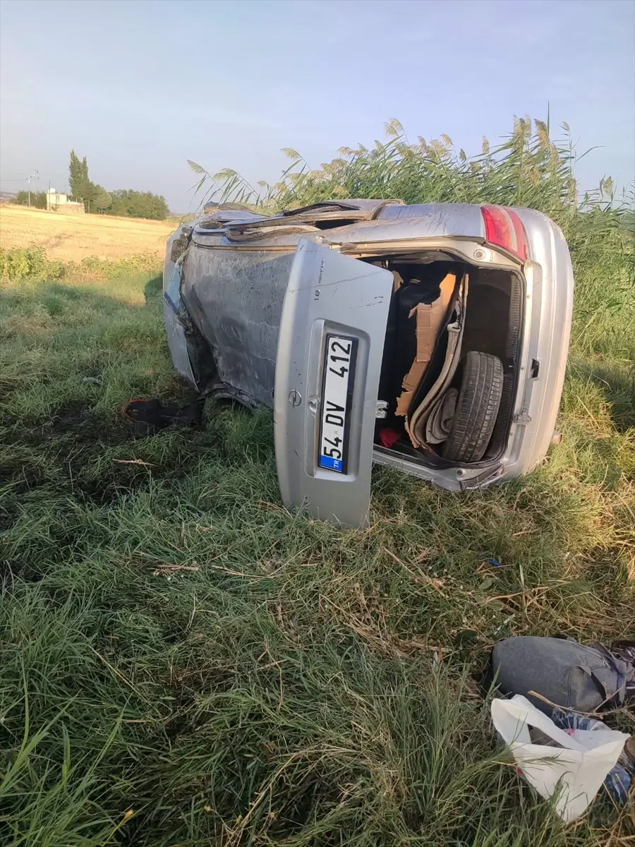 Diyarbakır'da otomobil devrildi: 4'ü çocuk 9 yaralı