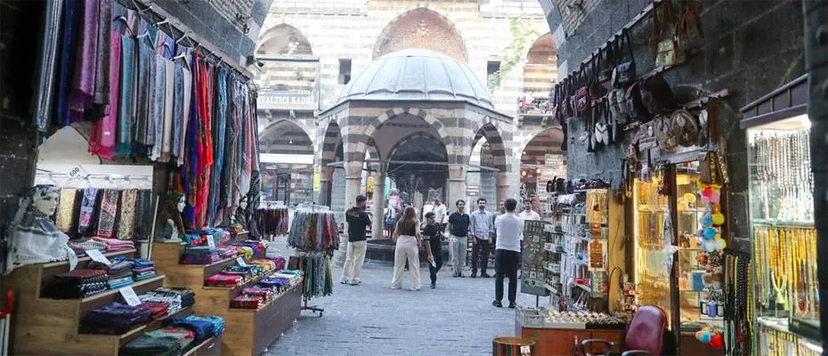 Diyarbakır turizmde 2 milyon ziyaretçi hedefine emin adımlarla ilerliyor