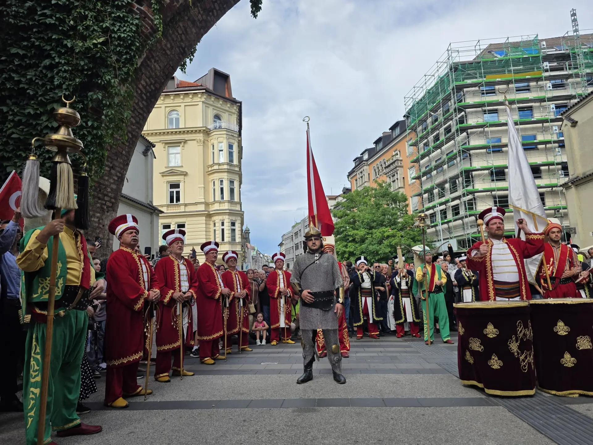 İznik Mehter Takımı Münih'te: Tarihi Coşkuya Büyük İlgi