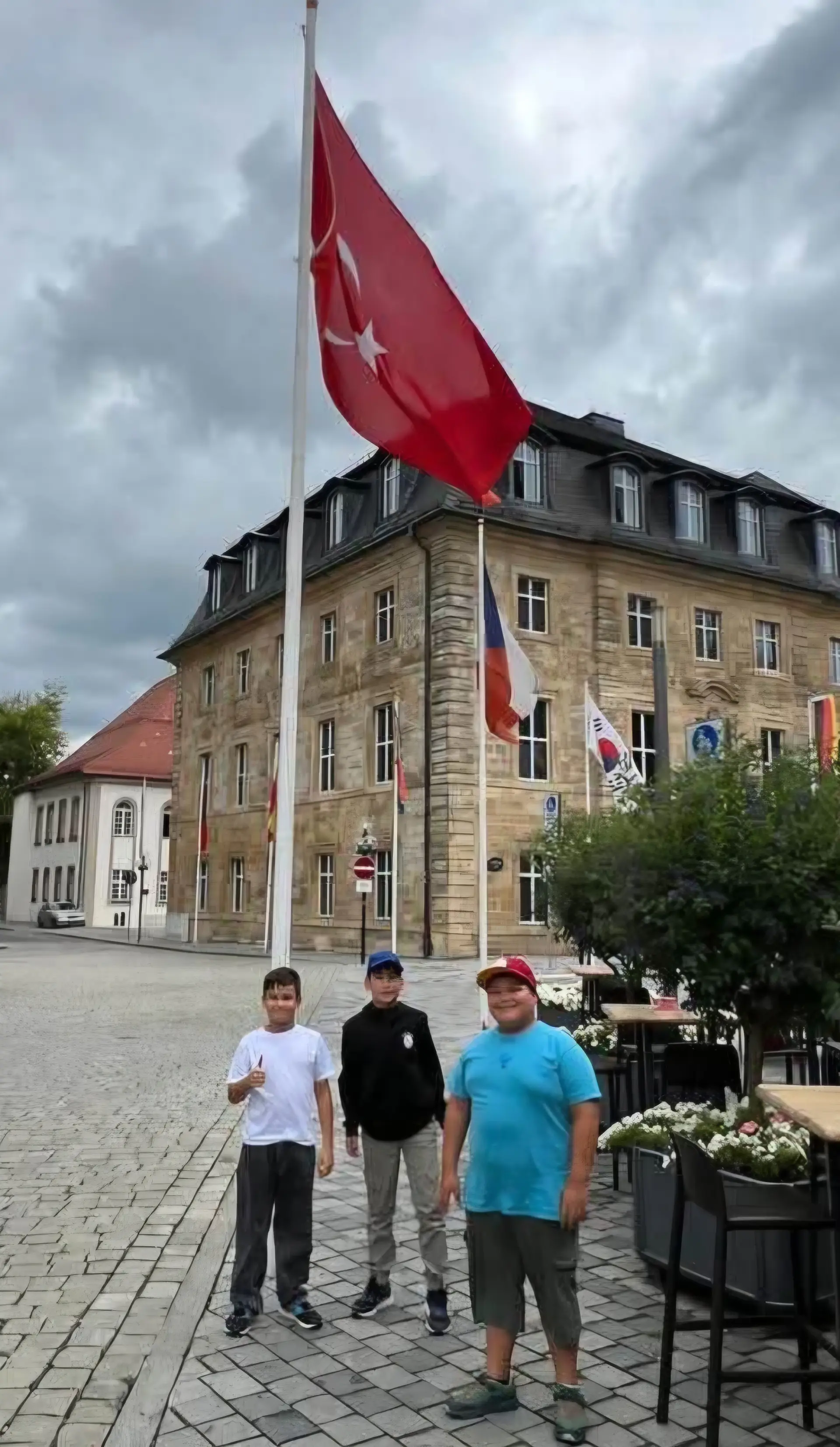 Bayreuth’ta Türk Bayrağı Gururu