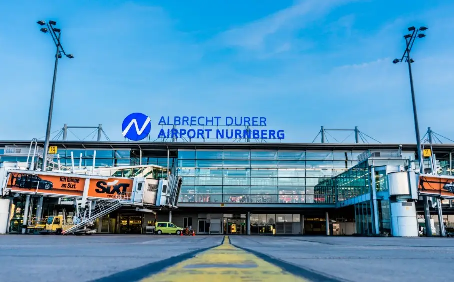 Nürnberg Havalimanı’nda Yaz Rekoru: 800 Binin Üzerinde Yolcu