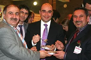 *** Berlin'de Döner Fuarı'na yoğun ilgi