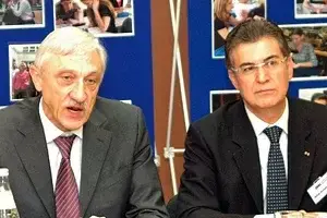 *** Alt, ''Kalifiye eleman sıkıntısı çekiyoruz''