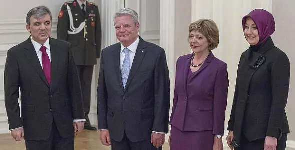 ''Tüm fasıllar müzakereye açılmalı''