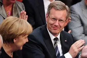 *** Cumhurbaşkanı Wulff'un sözlerine tepkiler