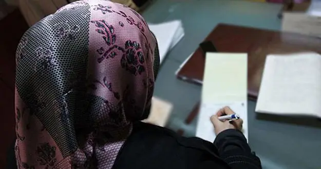 Berlin’de başörtülü öğretmenler okullarda çalışabilecek