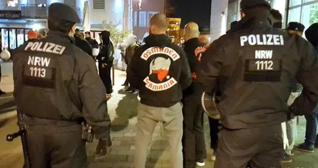 Almanyalı Osmanlılar grubuna polis baskını