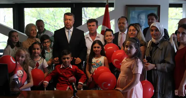 Berlin`de 23 Nisan Ulusal Egemenlik ve Çocuk Bayramı kutlandı