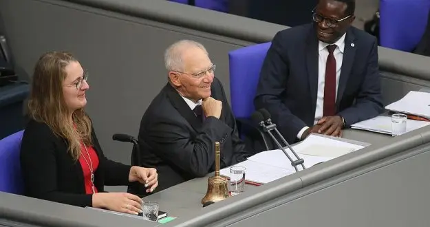Schaeuble: İslamiyet ülkemizin bir parçası
