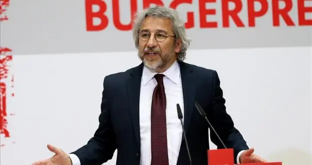 Hakkında yakalama kararı