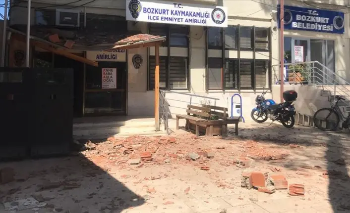 Denizli'de 6 büyüklüğünde deprem