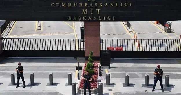 MİT aranan FETÖ'cüyü Azerbaycan'da yakaladı