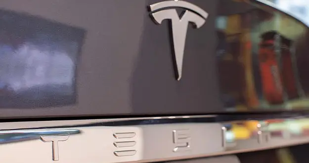 Tesla'ya FBI soruşturması