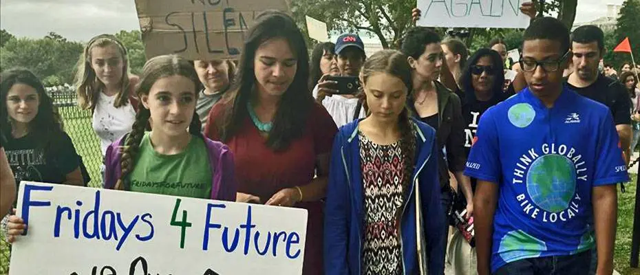 İklim aktivisti Thunberg'den Beyaz Saray önünde protesto