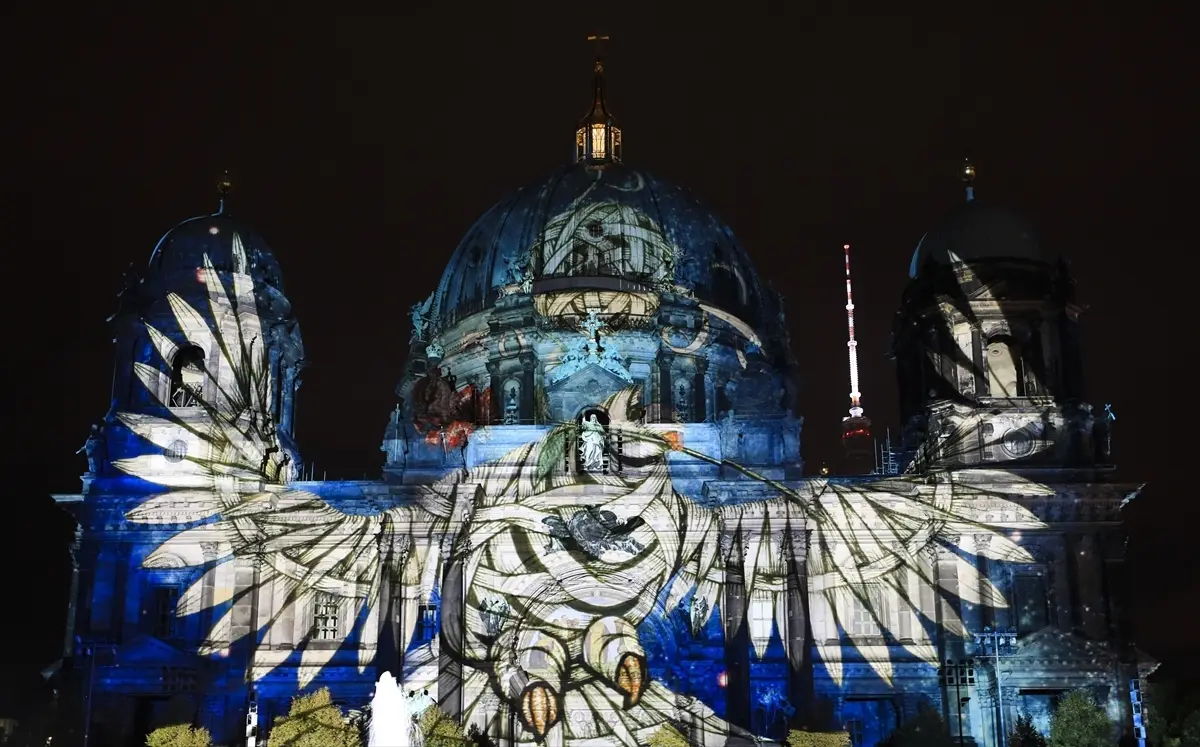 Berlin’de ‘'Festival of Lights'' isik festivali başladı