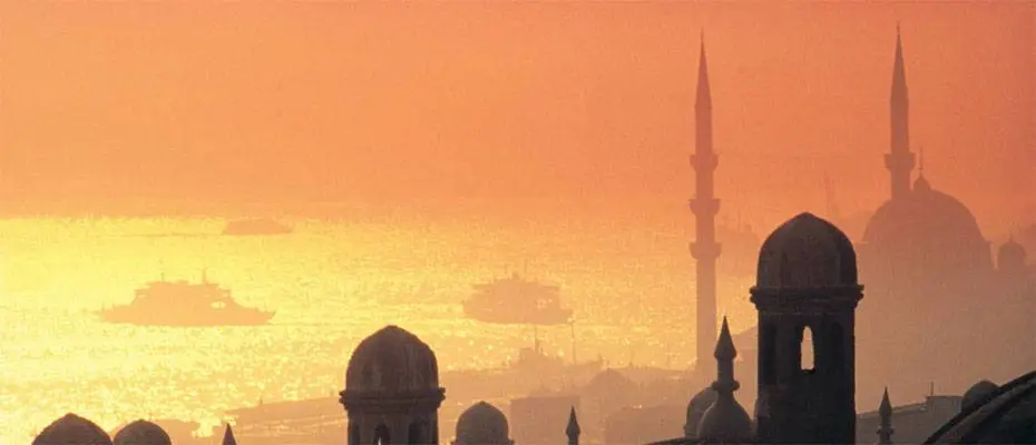 Batılı turistlerin İstanbul'a ilgisi artıyor