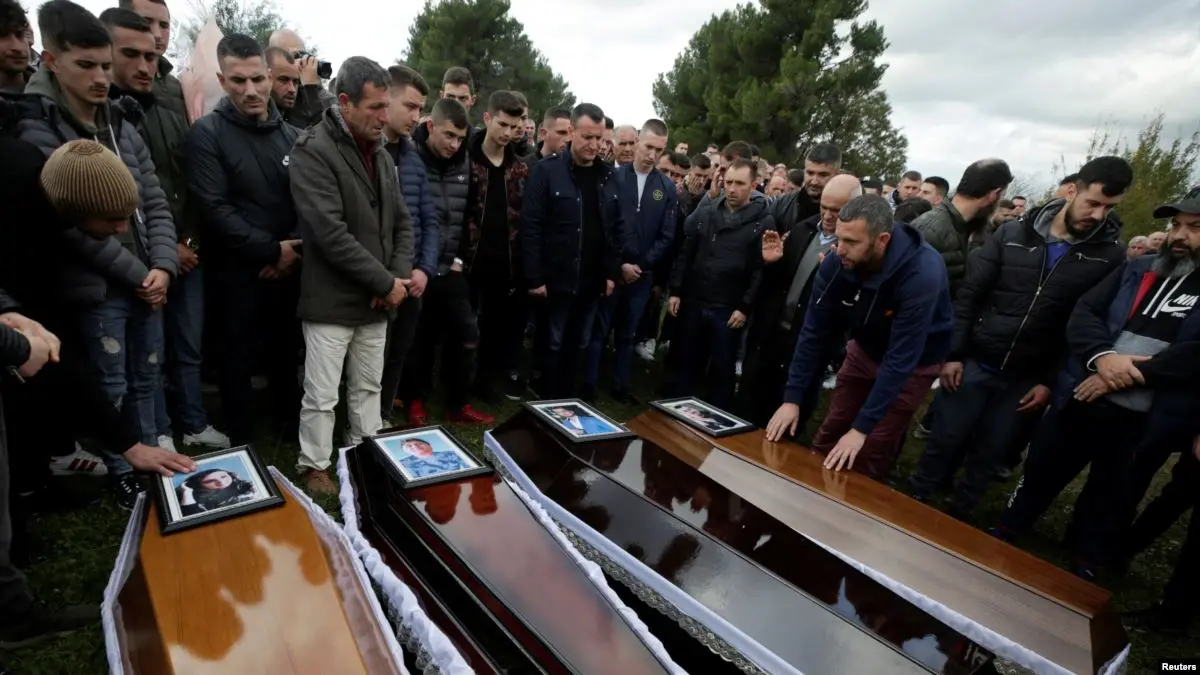 Arnavutluk'ta Depremde 50 Kişi Öldü Arama Kurtarma Çalışmaları Bitti