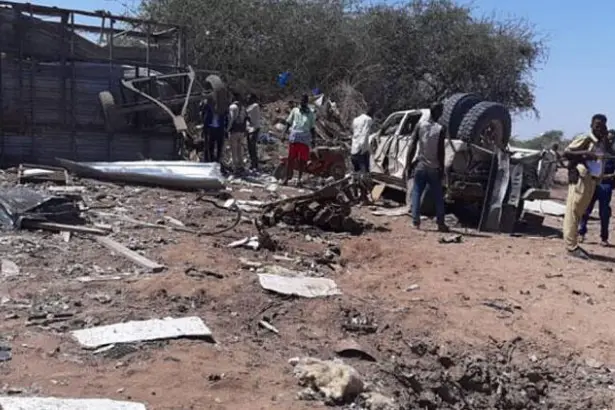 Somali'de Türk müteahhitlere bombalı saldırı