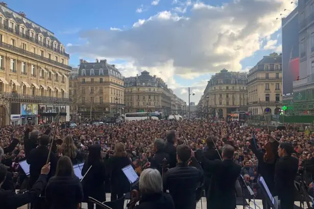 Paris Orkestrası'ndan eylemlere destek konseri