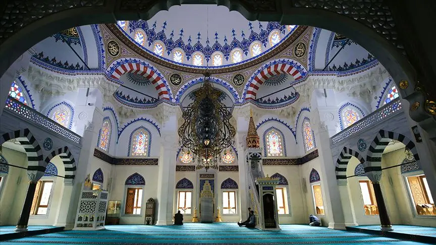 Almanya’da Müslümanlar 3 Mayıs’ta camilerin açılması için hazırlık yapıyor