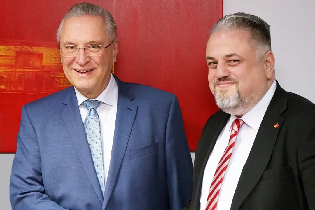 Bavyera İçişleri Bakanı, Türk Toplumuna Teşekkür etti