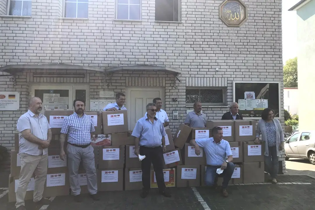 DİTİB karantinadaki mültecilere yardım eli uzattı