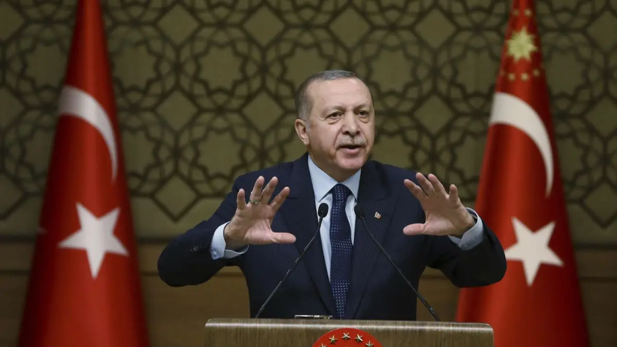 Erdoğan'dan Fransa Cumhurbaşkanı Macron'a: "Kifayetsiz Muhteris"