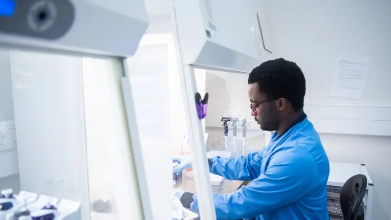 AstraZeneca Aşısında Hatalı Doz Sorunu Onayı Geciktirir mi?