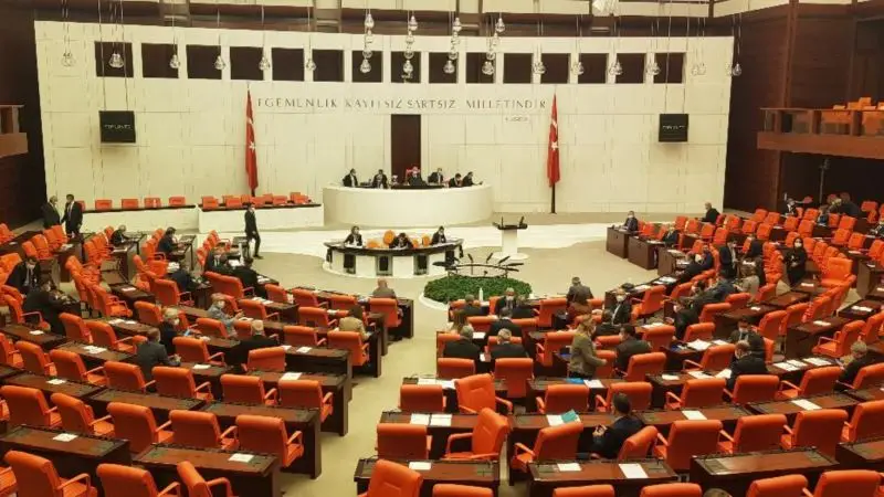 İktidarın 'Millet Bütçesi'ne Muhalefetten Tepki